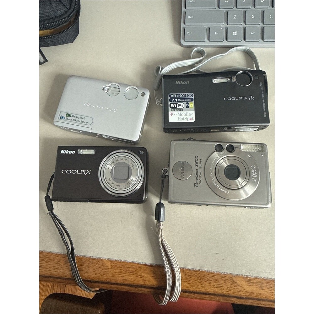 Digital Camera Lot For Parts - Nikon Cool Pics And Cannon Power Shop